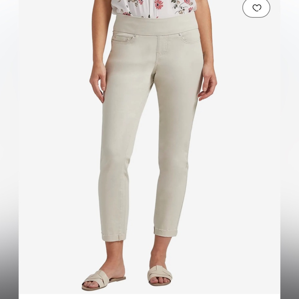 Jag Amelia Mid-Rise Slim Pull-On Ankle Jeans. Size 8